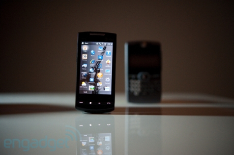 htc-pure-hands-on-3-37-sm htc-pure-hands-on-3-37-sm