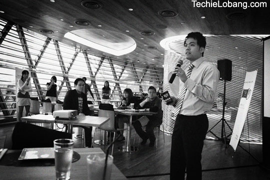 htc_hd2_event_04