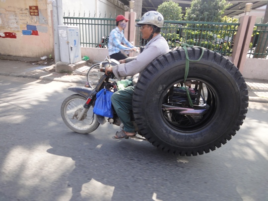 colin_strap_tires