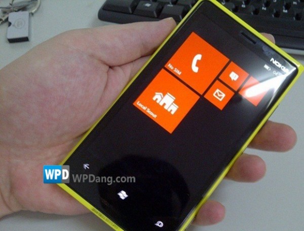 nokia-wp8-proto-leak-1