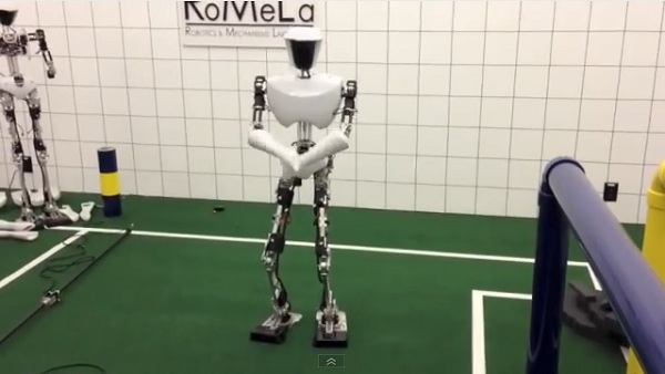 robot-gangnam-style