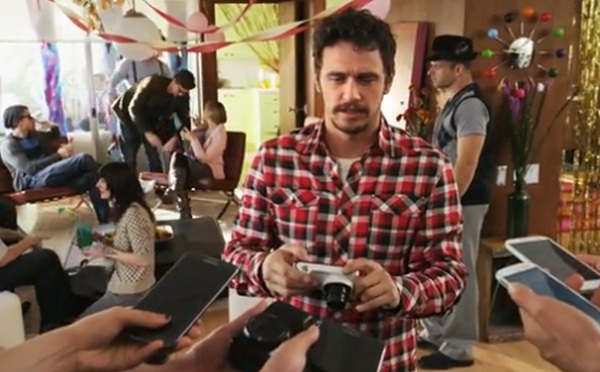 james-franco-samsung-galaxy-camera
