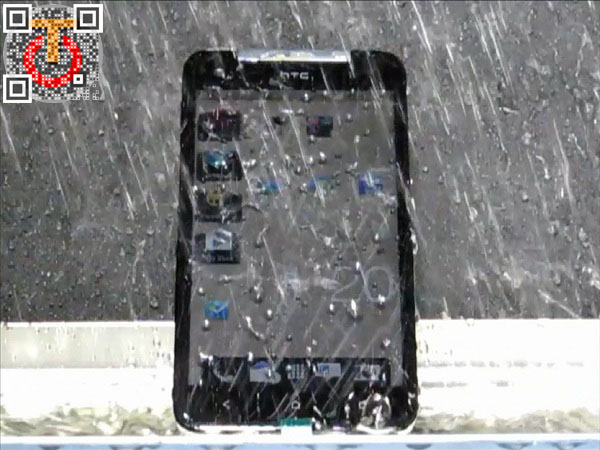 htc-butterfly-water-resistant-test.jpg
