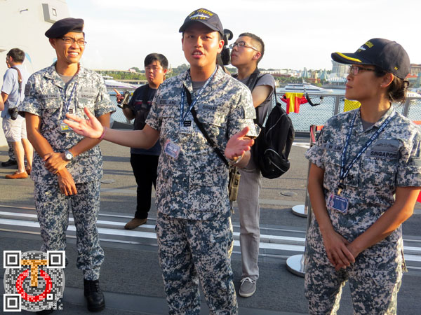 navy-vivocity-IMG_0546m